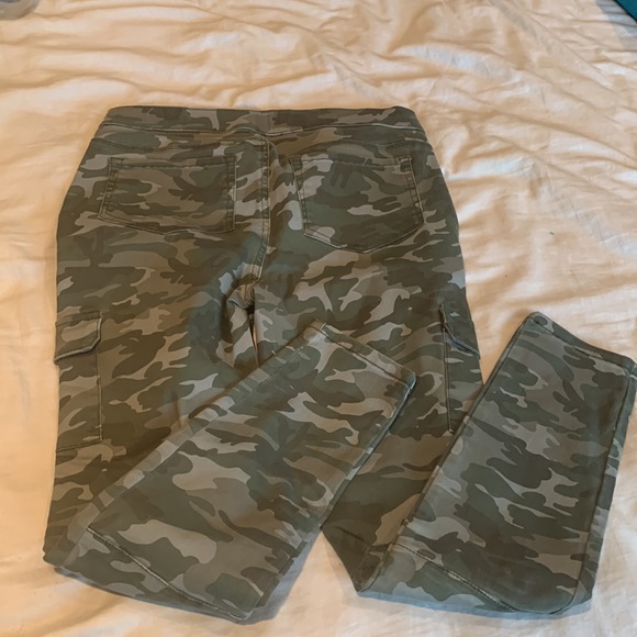 Justice Camo Leggings - Picture 4 of 5